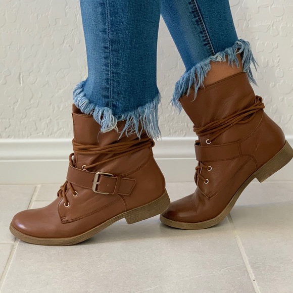 NIB Preppy Leather Buckle Combat Moto Boots - Picture 2 of 7